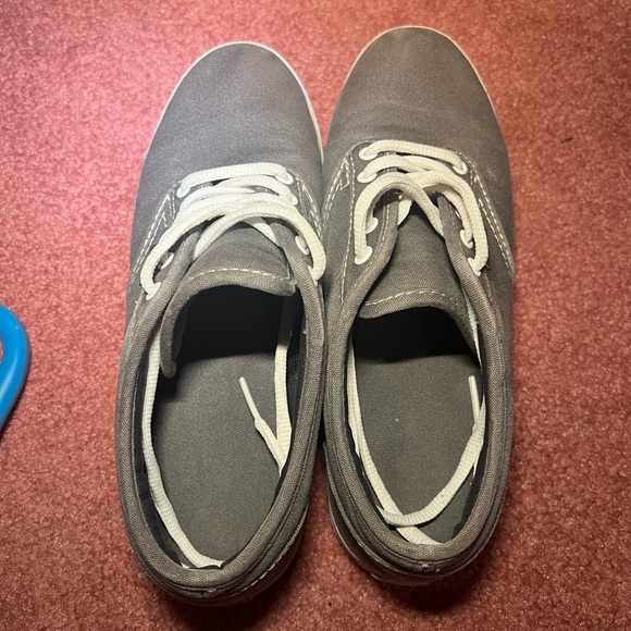 Pewter/Grey Atwood Low Vans - Picture 3 of 5